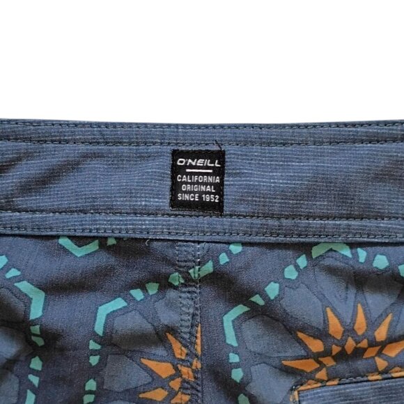 O'Neil Hyperfreak Men's Size 29 Aztec Swim Beach Surfing Board Shorts Drawstring - Picture 8 of 10